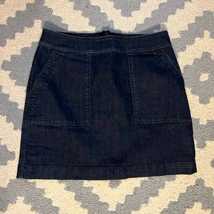 LOFT - EUC dark wash jean skirt - size 10